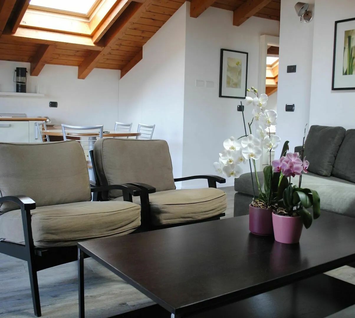 B&D - La Scalinata Apartments Lake Como 0*,  Italy